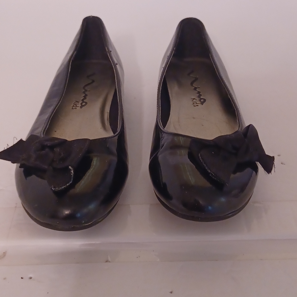 NINA Kids  Black Ballet Flats Bow Patent Leather Size 2M